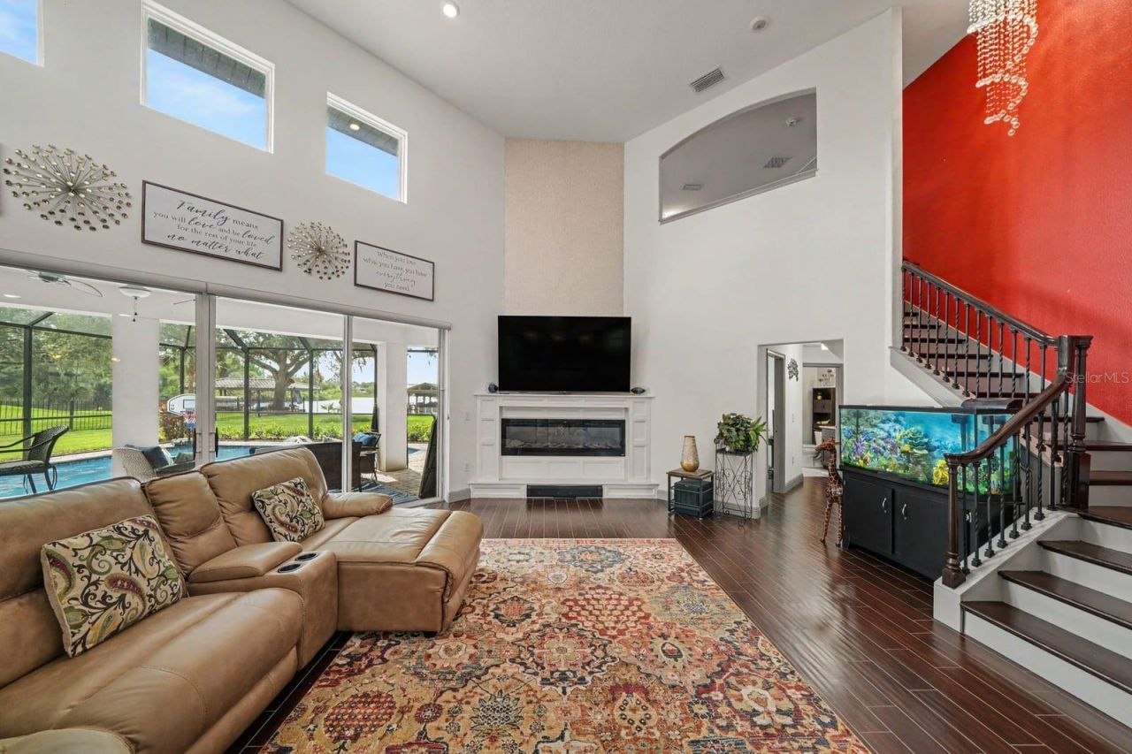 16206 East Shirley Shores Road, Tavares, FL 32778 Photo