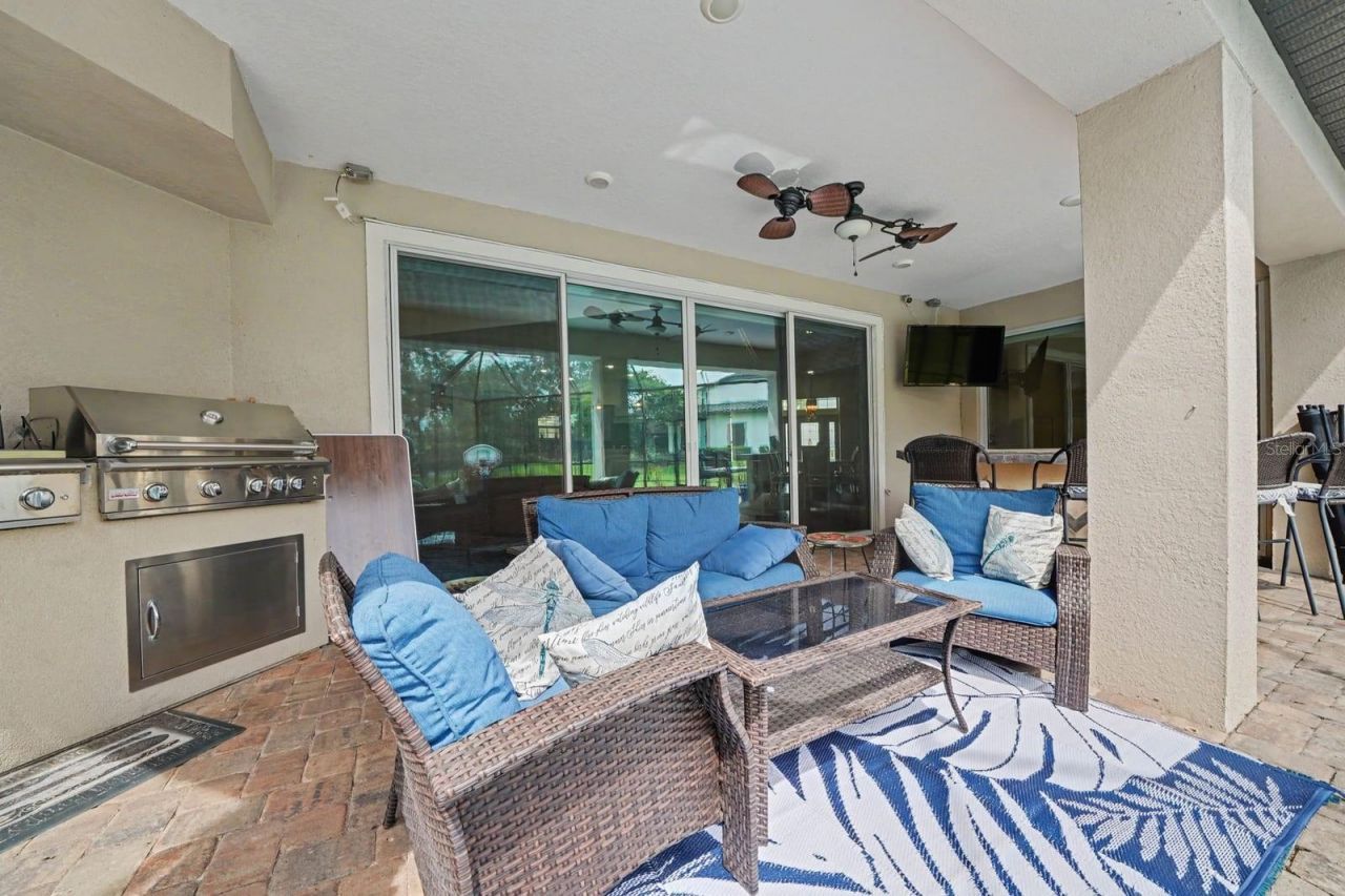 16206 East Shirley Shores Road, Tavares, FL 32778 Photo