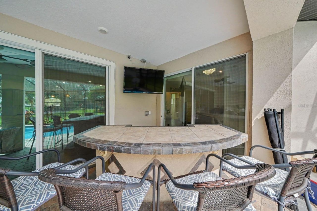 16206 East Shirley Shores Road, Tavares, FL 32778 Photo