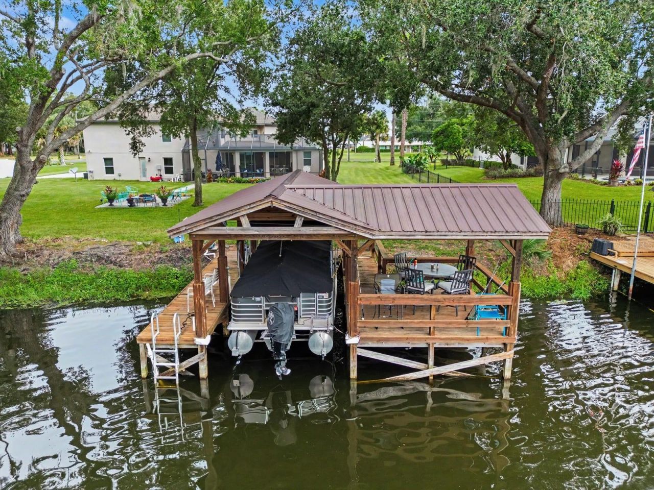 16206 East Shirley Shores Road, Tavares, FL 32778 Photo