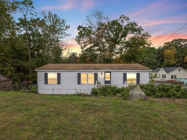 4 Allard Street, Exeter, NH 03833