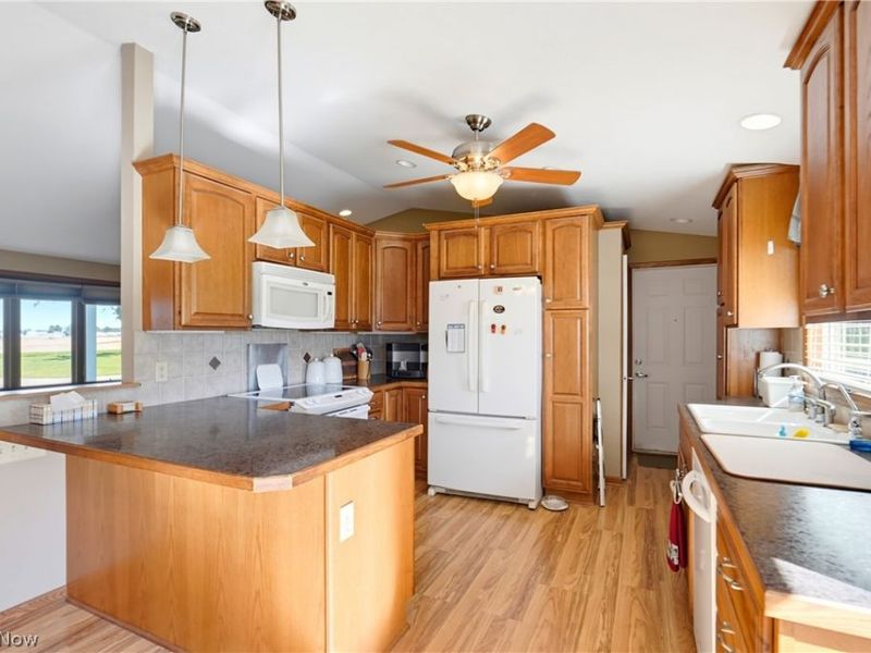 7030 Nimishillen Church Street, Louisville, OH 44641 Photo 13
