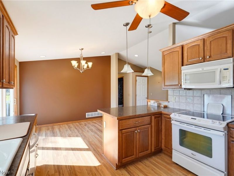 7030 Nimishillen Church Street, Louisville, OH 44641 Photo 14
