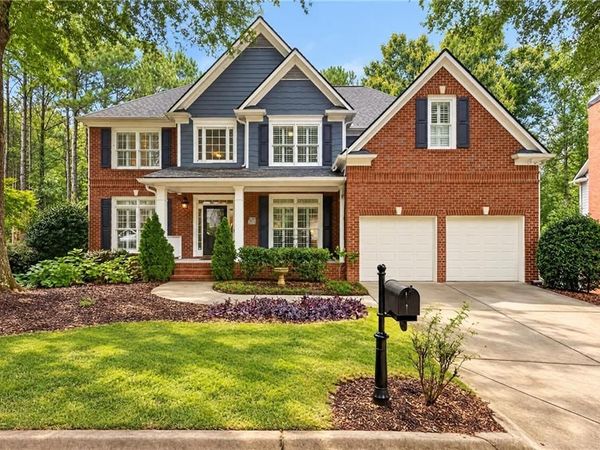 8640 Amsbury Way , Cumming, GA 30041