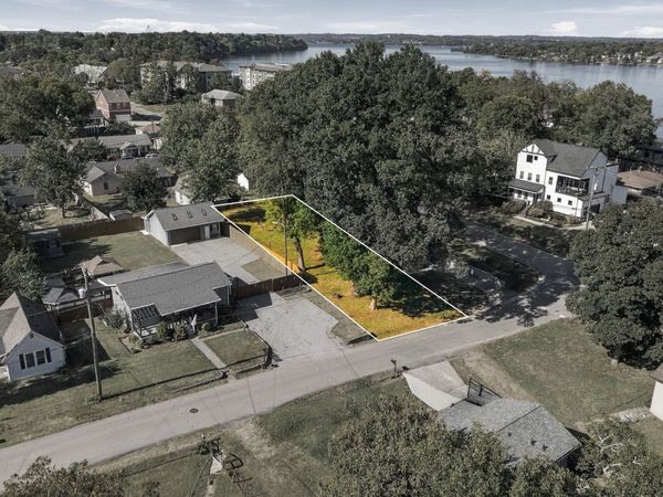 311 30th St , Old Hickory, TN 37138