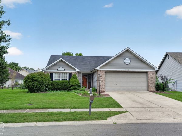 10838 Belair Drive, Carmel, IN 46280