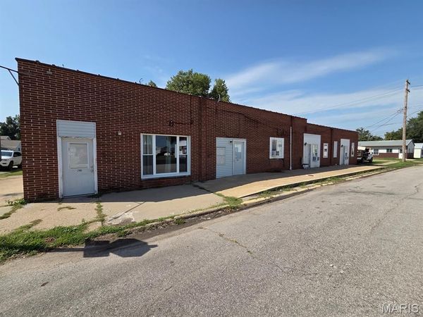 200 N Washington Street , Kahoka, MO 63445