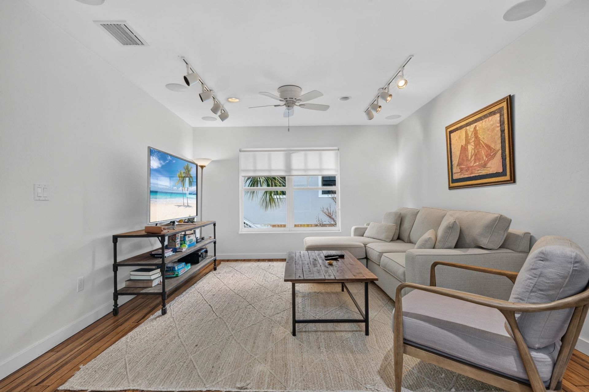 721 Cardium St, Sanibel, FL 33957 Photo