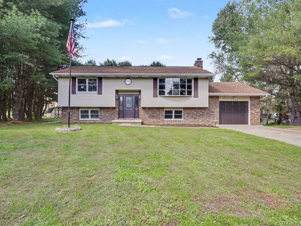 11795 James Drive , Logan, OH 43138