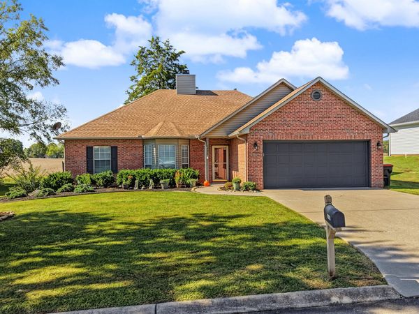 1405 Bens View Court, Maryville, TN 37803