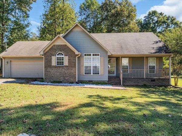 6 Timbers Edge Rd, Fayetteville, TN 37334
