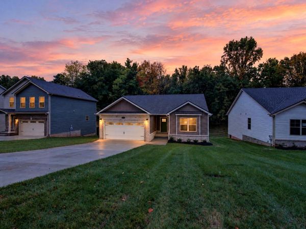 158 Irish Hills, Clarksville, TN 37042