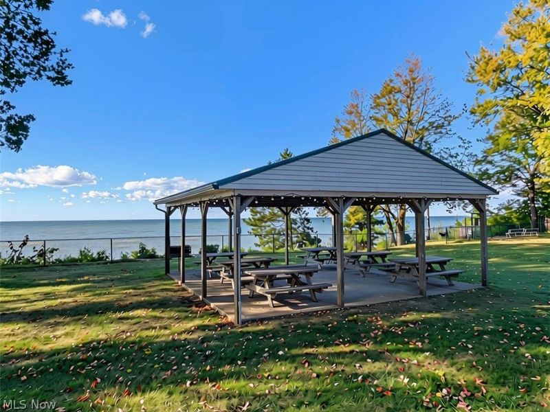 16 Keewaydin Drive, Timberlake, OH 44095 Photo 43