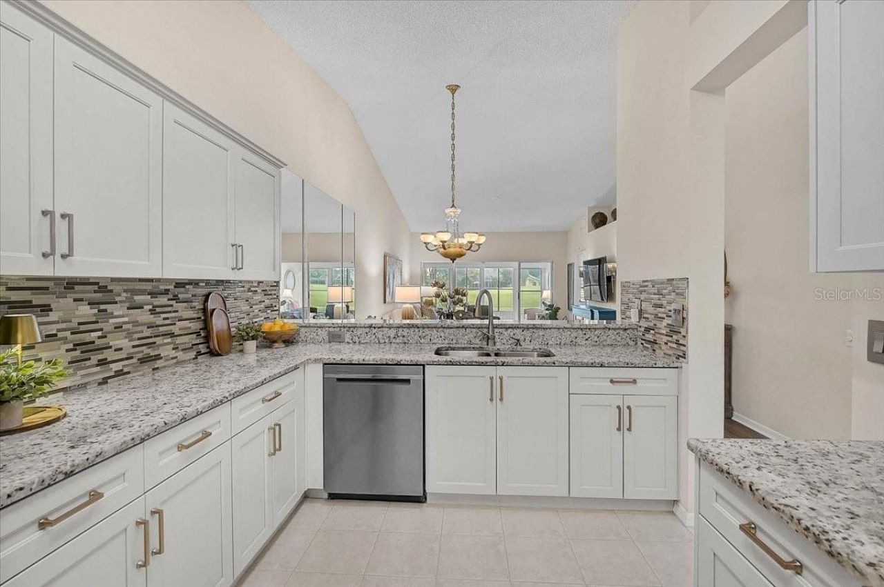 4238 Caddie Drive E, Bradenton, FL 34203 Photo