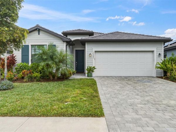 17085 LUMINOUS AVENUE , VENICE, FL 34293