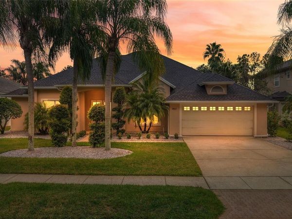 18823 WIMBLEDON CIRCLE , LUTZ, FL 33558