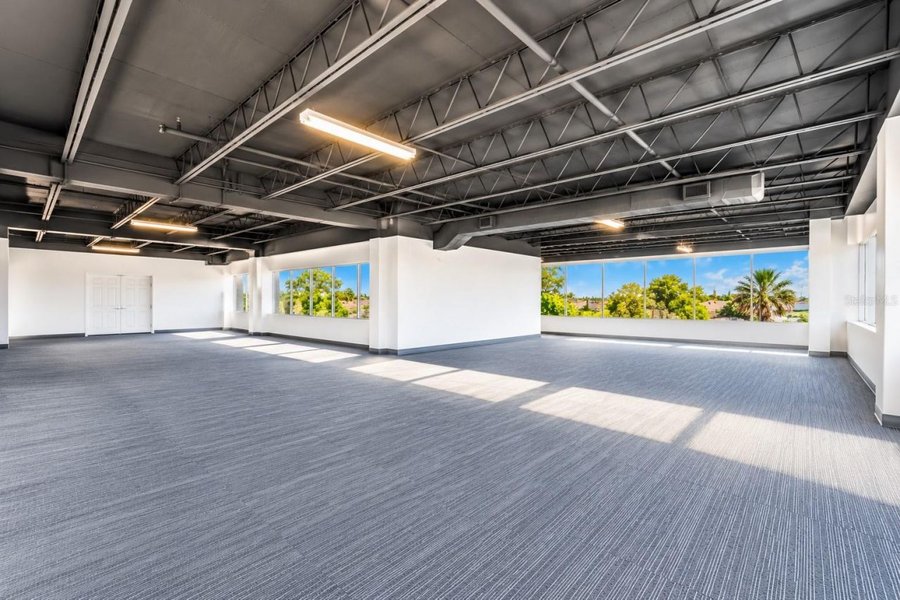 801 W Granada Blvd , Unit 301, Ormond Beach, FL 32174 Photo