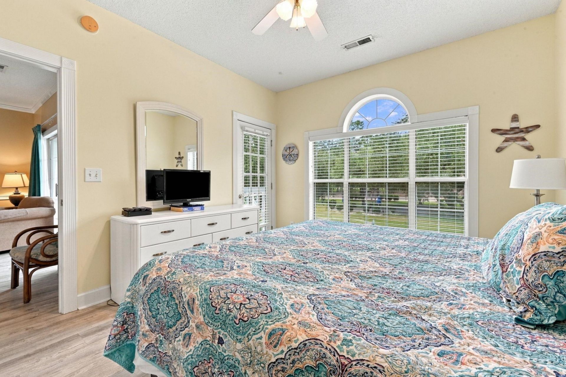 4655 Wild Iris Dr. Photo 16