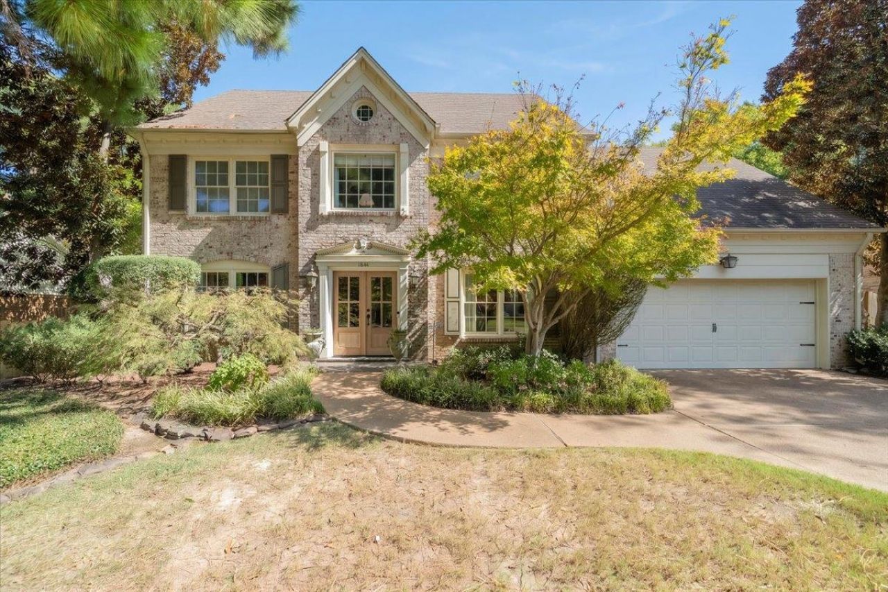 1844 Brierbrook Rd, Germantown, TN 38138 Main Photo