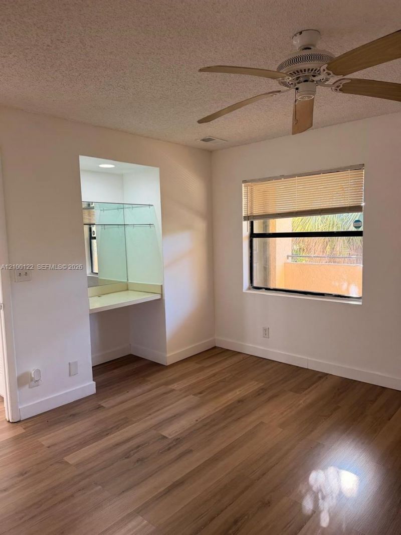 9999 Summerbreeze Dr , Unit 705, Sunrise, FL 33322 Photo