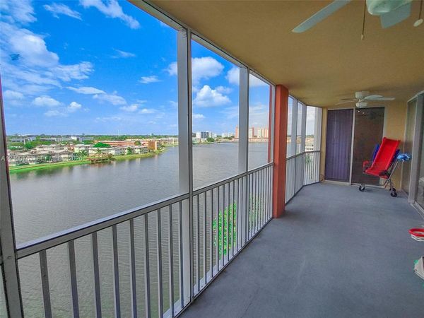1750 NE 191st St , Unit 729-4, Miami, FL 33179