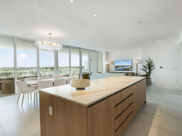 407 N Riverside Dr , Unit 504, Pompano Beach, FL 33062