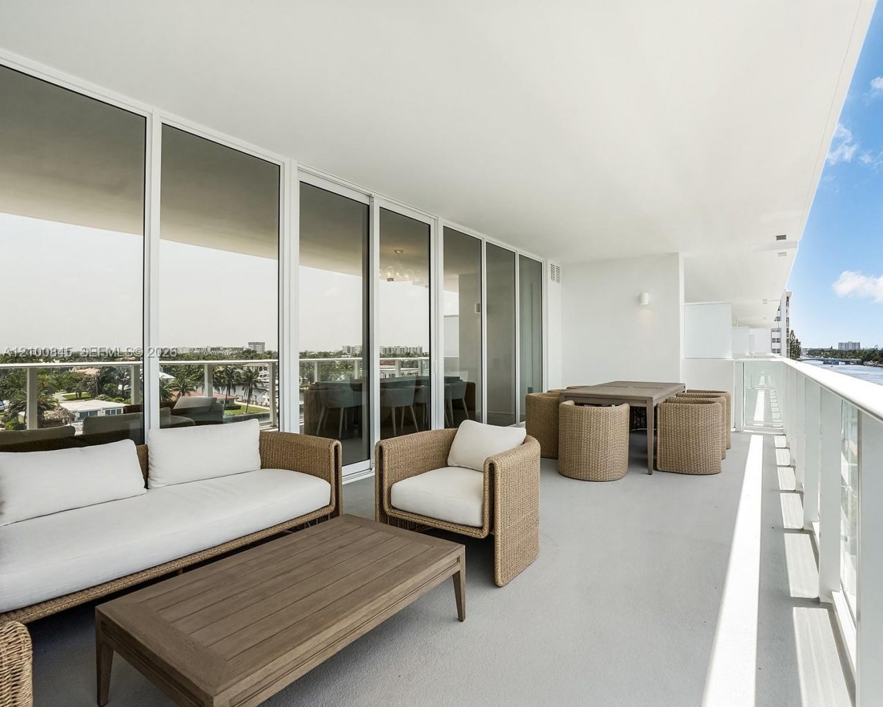 407 N Riverside Dr, Unit 504, Pompano Beach, FL 33062 Photo