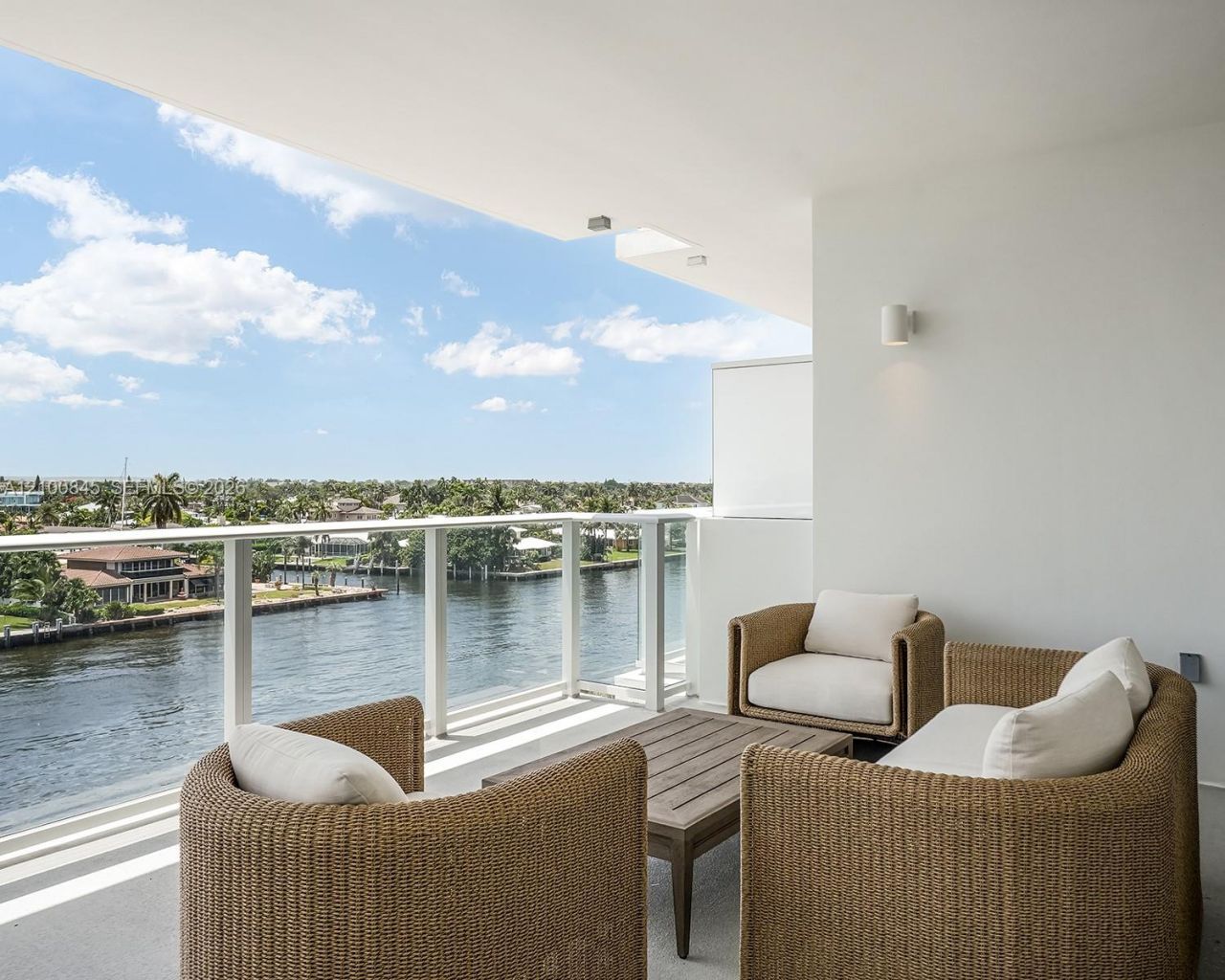 407 N Riverside Dr, Unit 504, Pompano Beach, FL 33062 Photo