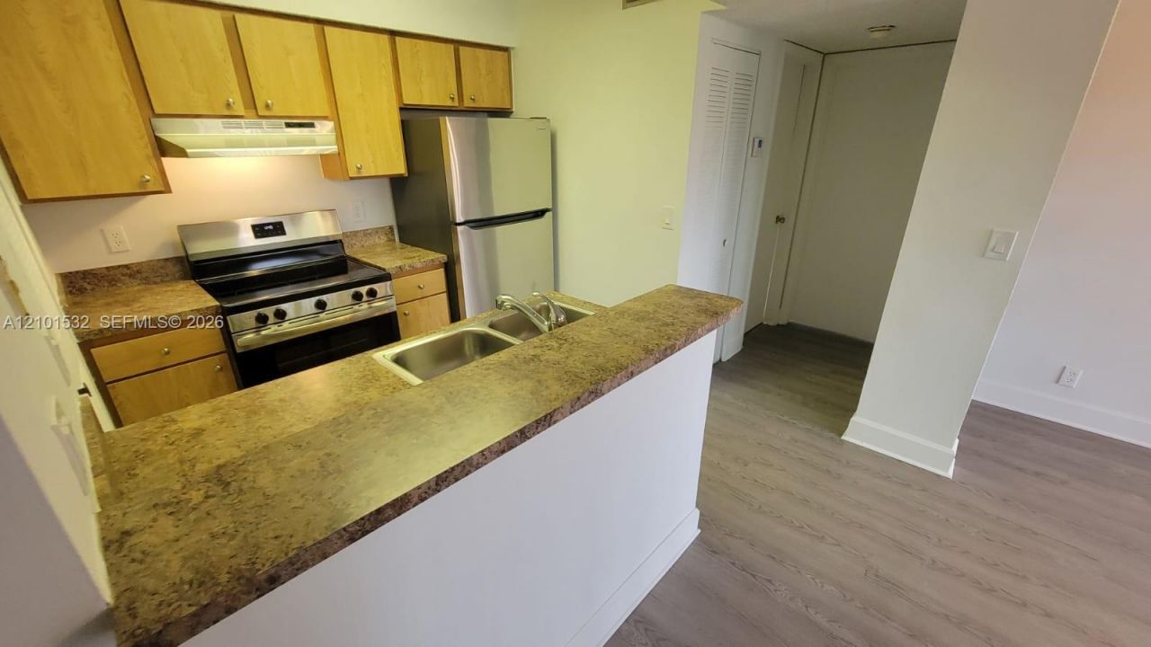 1285 SW 46th Ave , Unit 2704, Pompano Beach, FL 33069 Photo