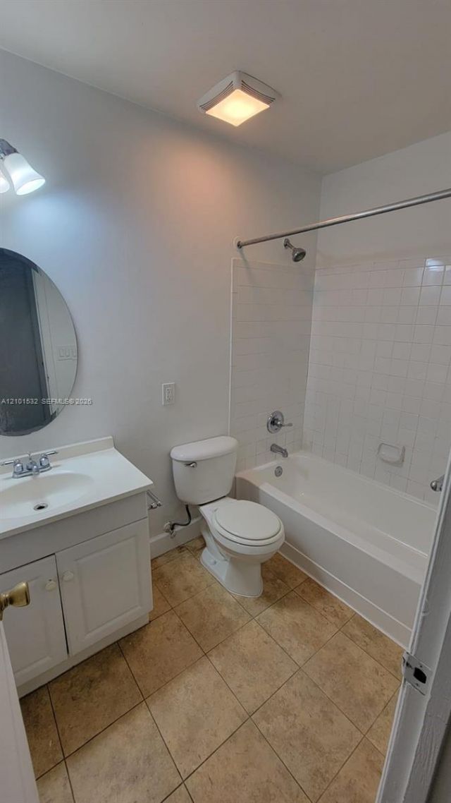 1285 SW 46th Ave , Unit 2704, Pompano Beach, FL 33069 Photo