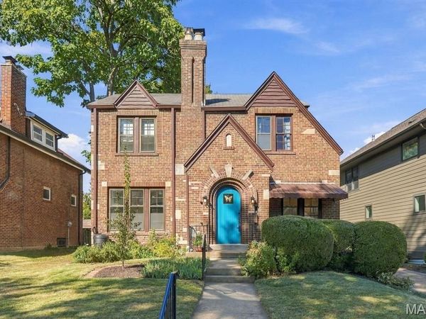 7465 Teasdale Avenue, University City, MO 63130