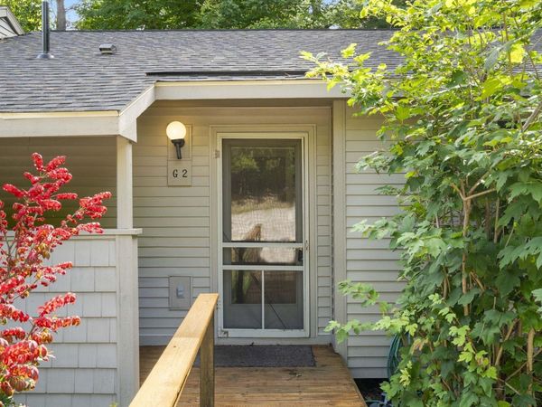 11255 Fort Road E, Unit G-2, Suttons Bay, MI 49682