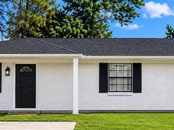 1832 Mcdonough Road , Hampton, GA 30228