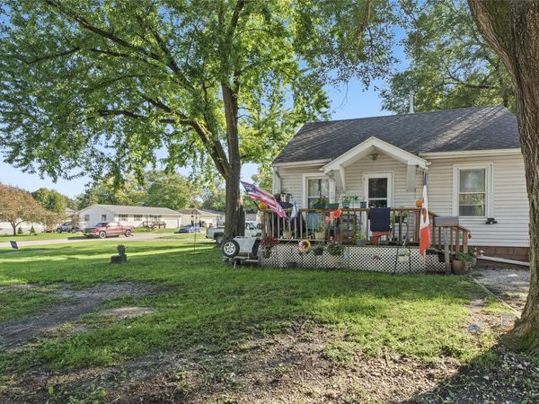 201 S 17th Street, Adel, IA 50003