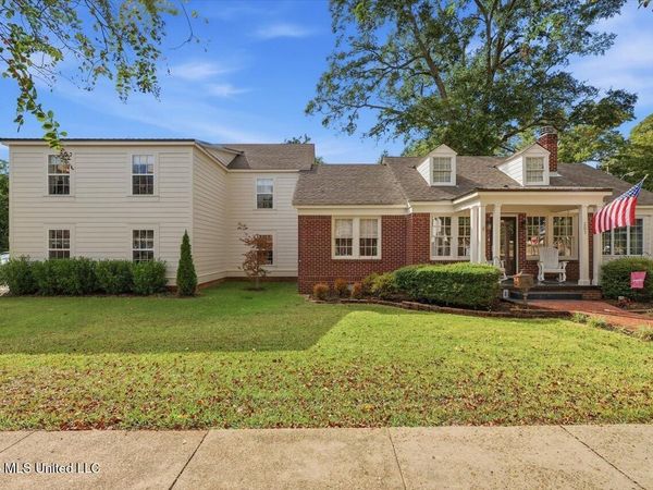 203 Jefferson Street, Clinton, MS 39056