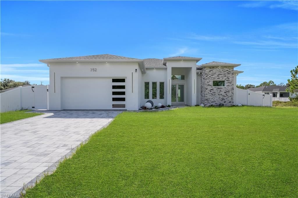 752 Clancy St E, Lehigh Acres, FL 33974 Photo