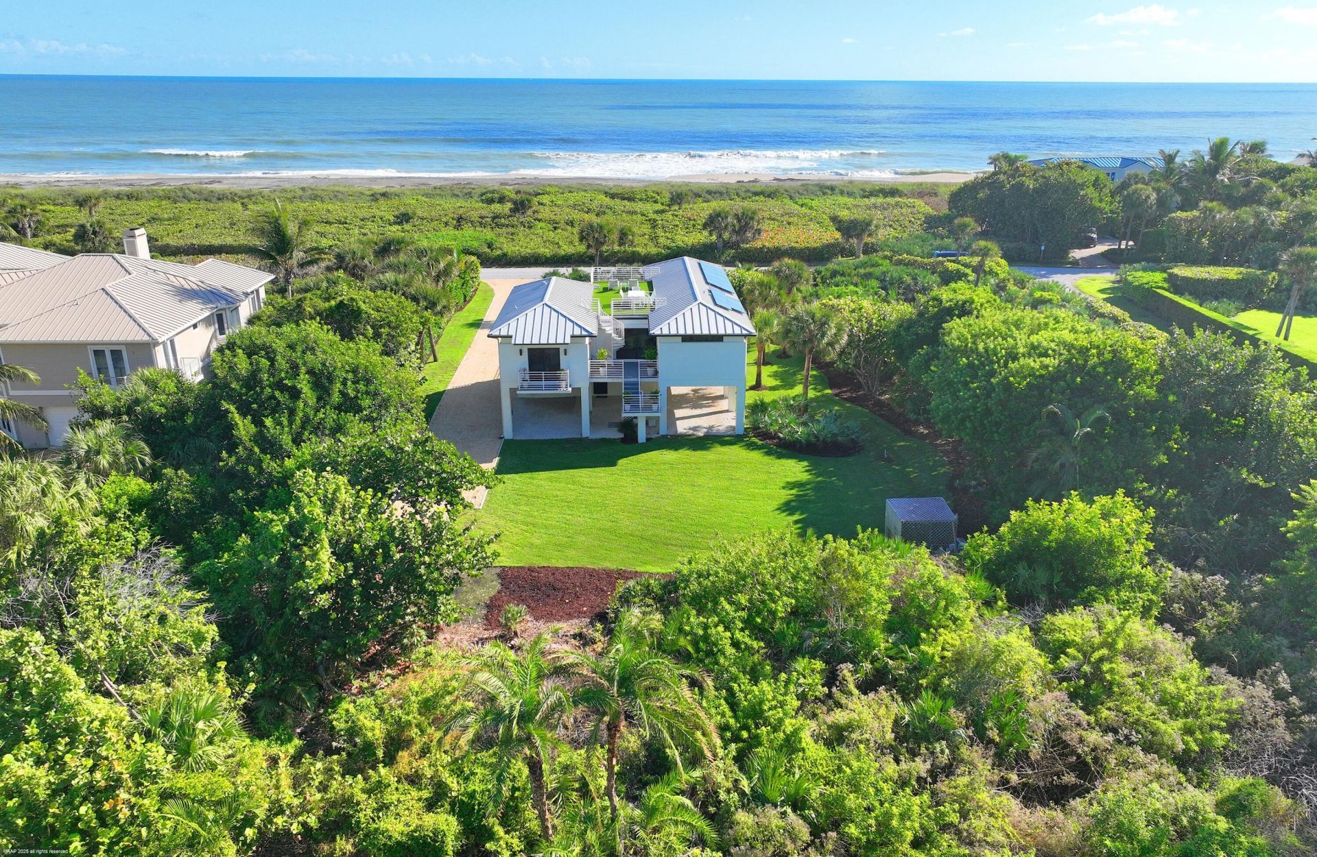 116 N Beach Road, Jupiter Island, FL 33455 Photo