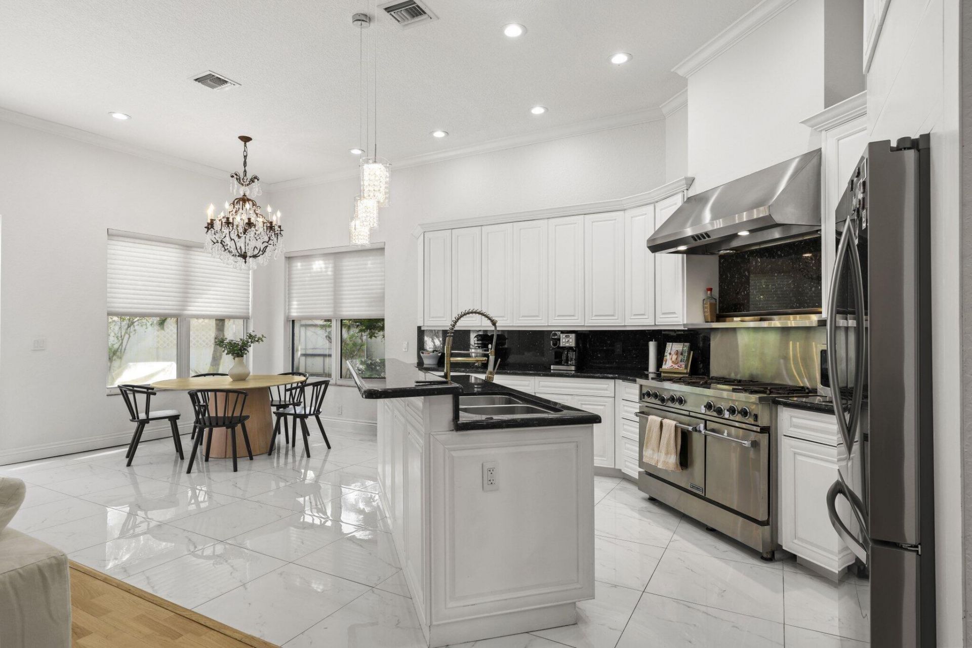 201 NE 4th Street, Boca Raton, FL 33432 Photo