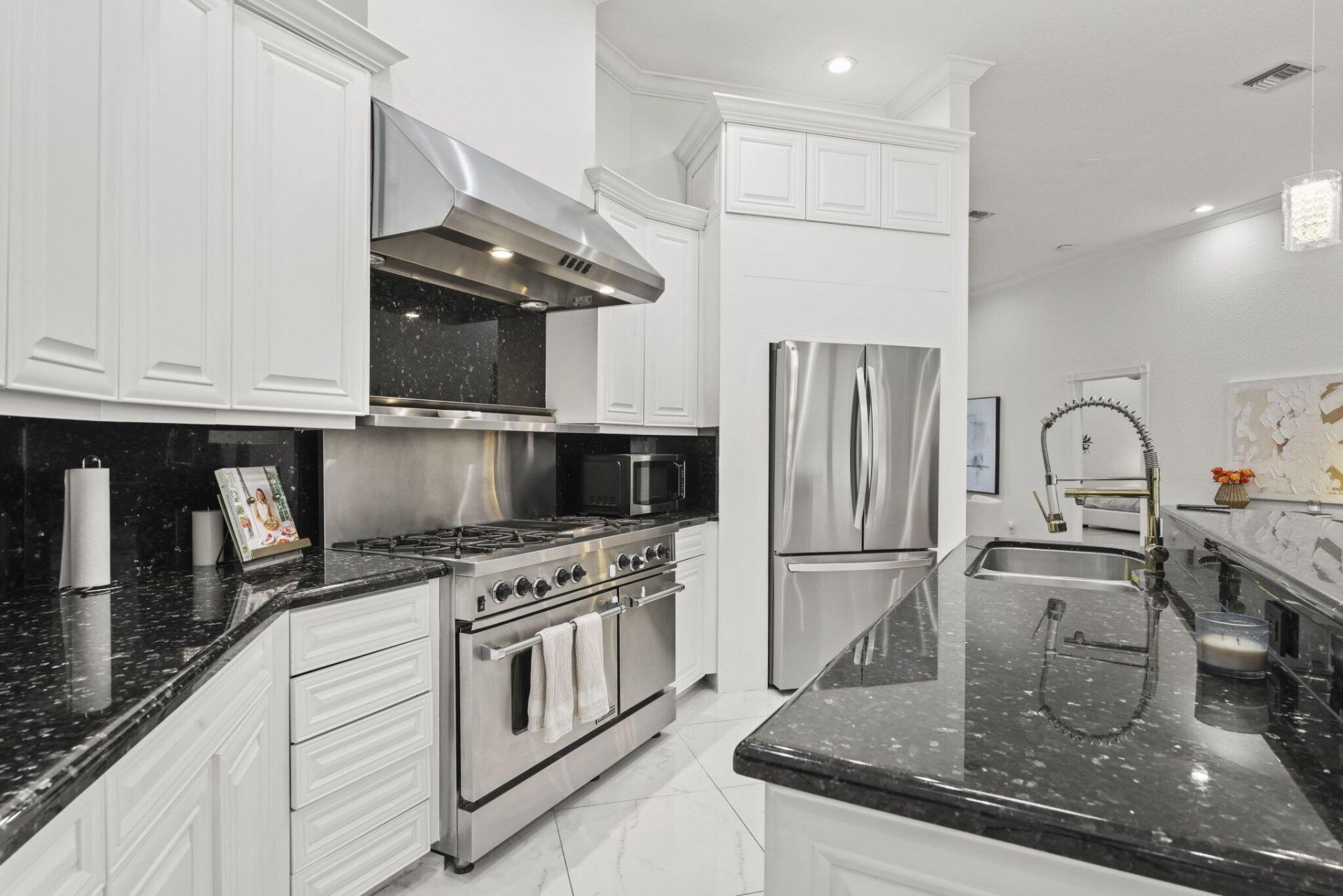 201 NE 4th Street, Boca Raton, FL 33432 Photo