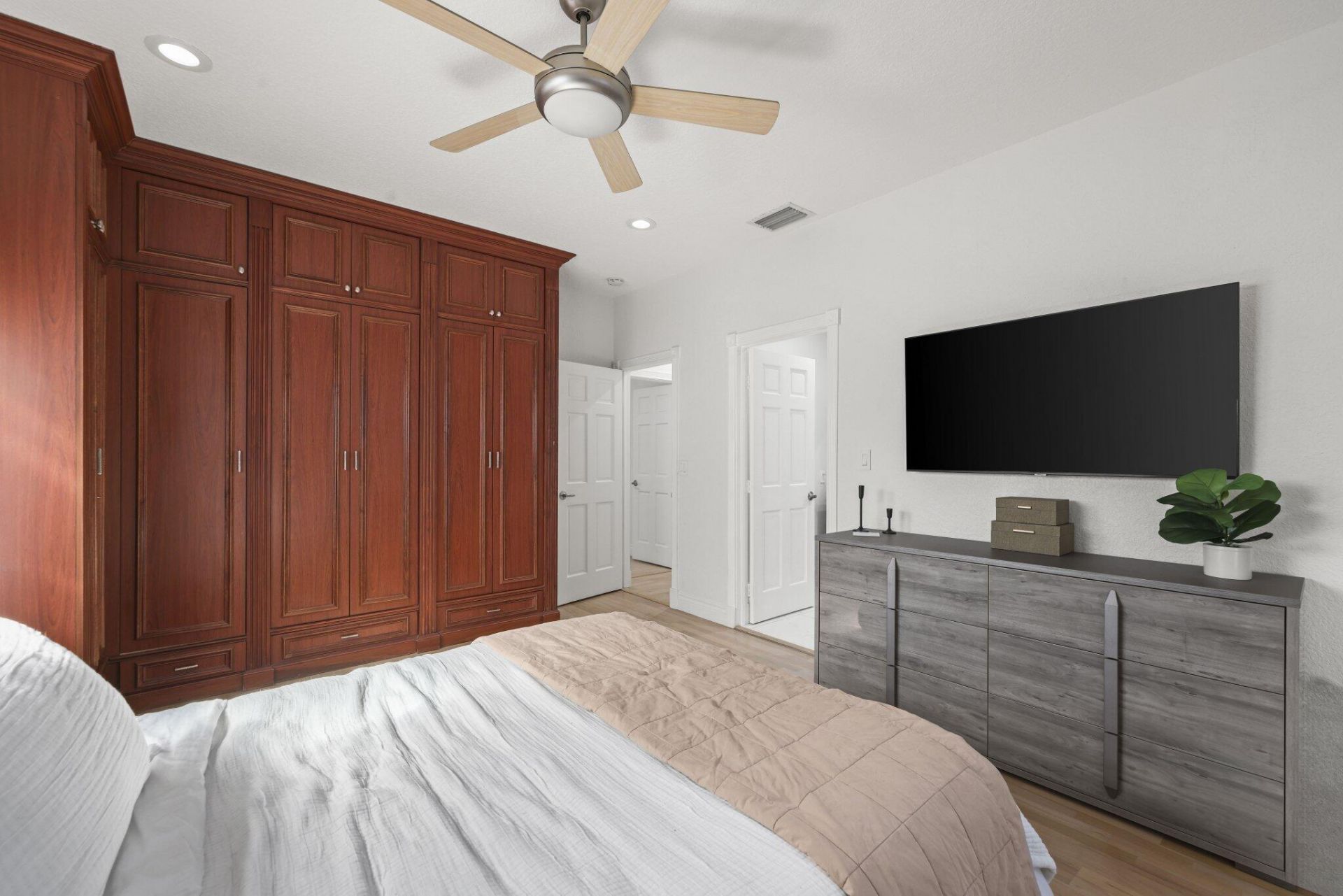 201 NE 4th Street, Boca Raton, FL 33432 Photo