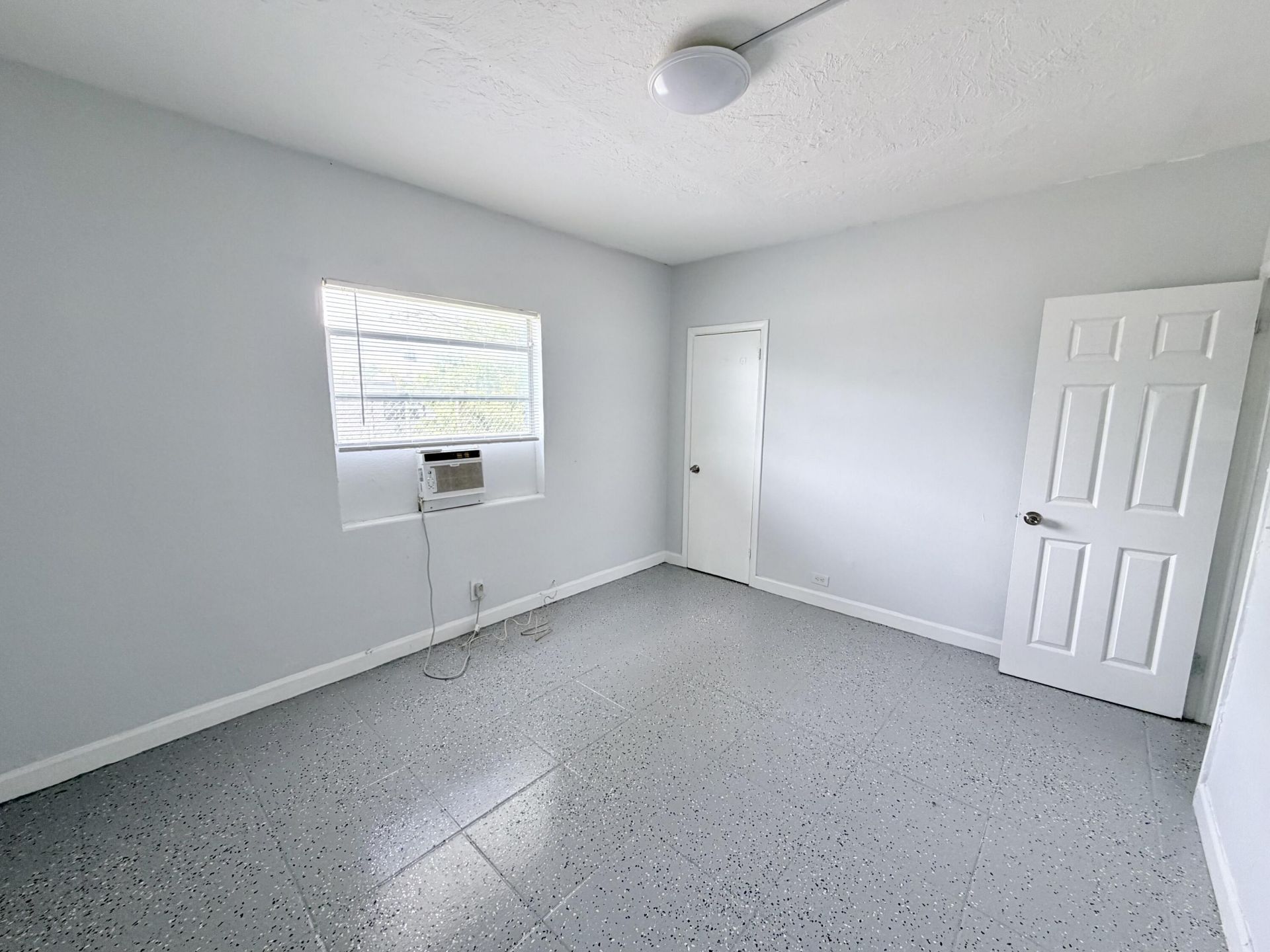 1007 N Tamarind Avenue, Unit Apt 2, West Palm Beach, FL 33401 Photo