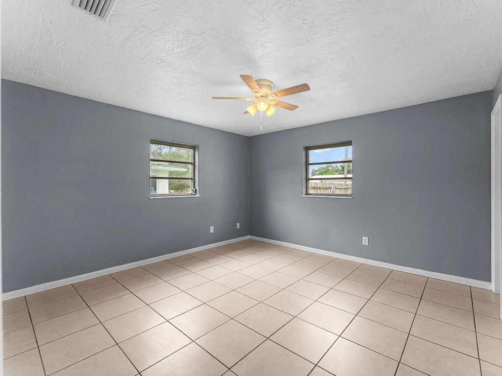 306 Riomar Drive, Port Saint Lucie, FL 34952 Photo