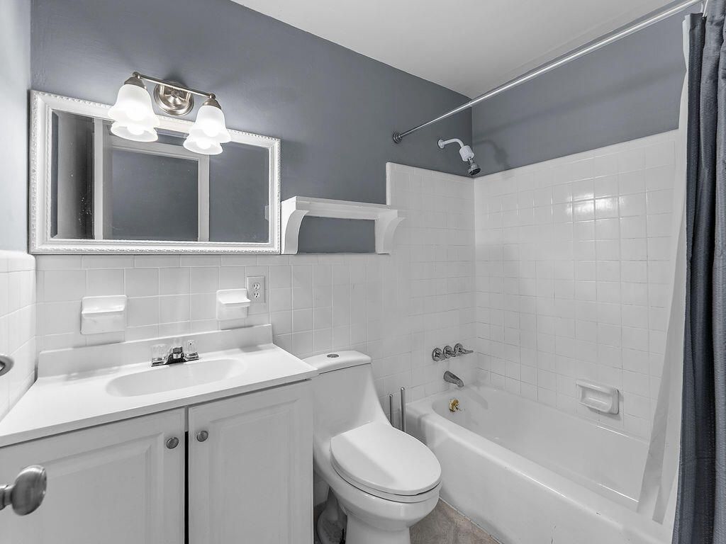 306 Riomar Drive, Port Saint Lucie, FL 34952 Photo