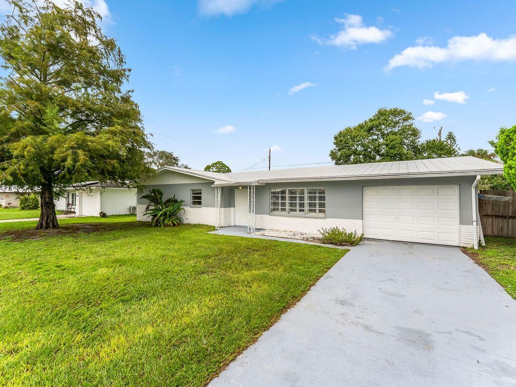 306 Riomar Drive, Port Saint Lucie, FL 34952 Photo