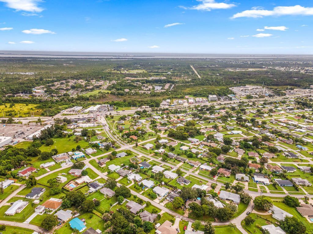 306 Riomar Drive, Port Saint Lucie, FL 34952 Photo