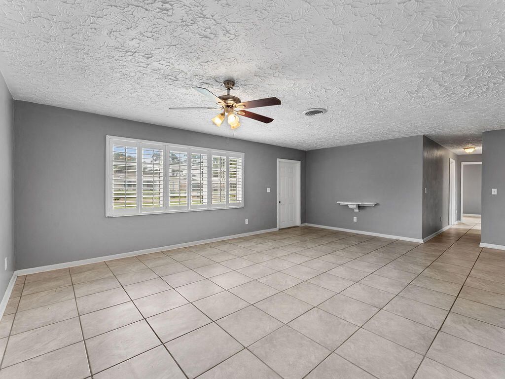 306 Riomar Drive, Port Saint Lucie, FL 34952 Photo