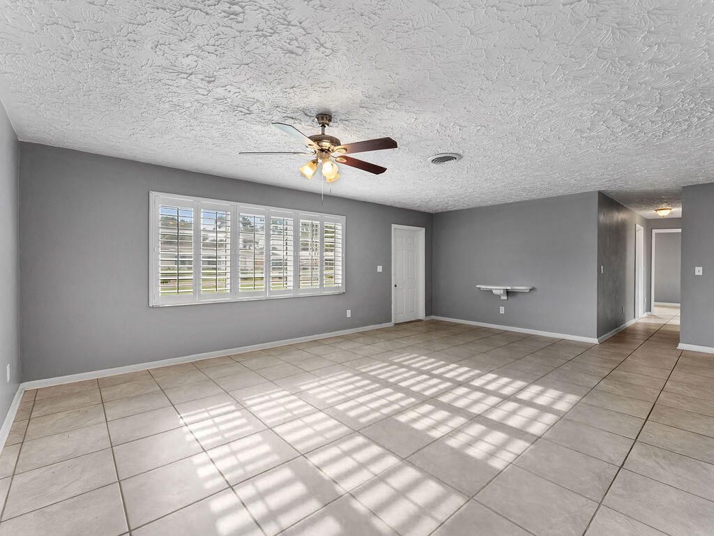 306 Riomar Drive, Port Saint Lucie, FL 34952 Photo