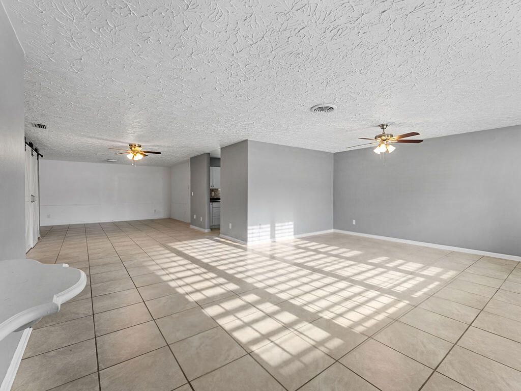 306 Riomar Drive, Port Saint Lucie, FL 34952 Photo