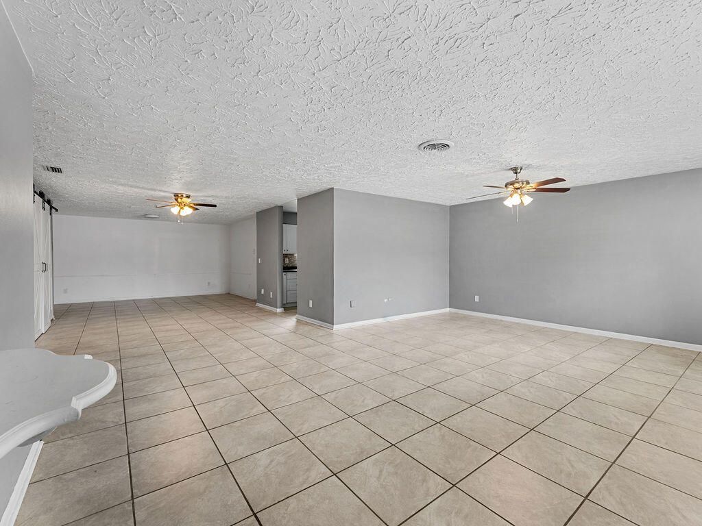 306 Riomar Drive, Port Saint Lucie, FL 34952 Photo