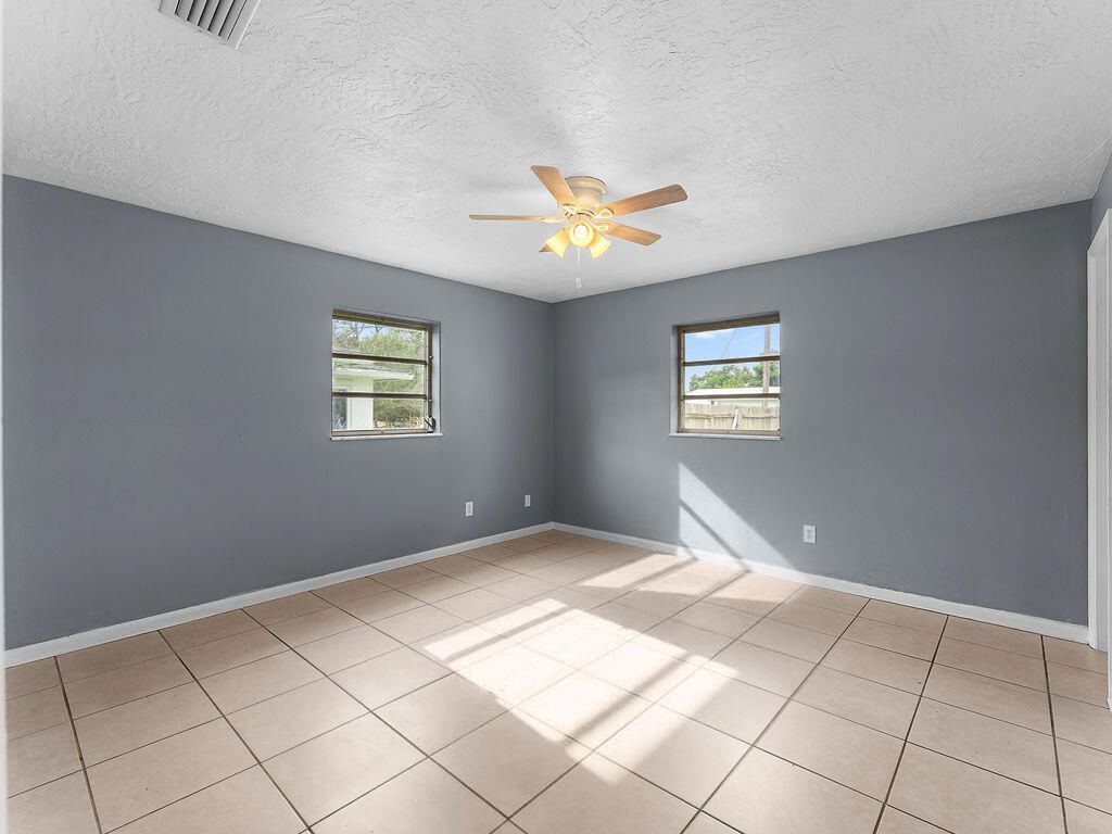 306 Riomar Drive, Port Saint Lucie, FL 34952 Photo